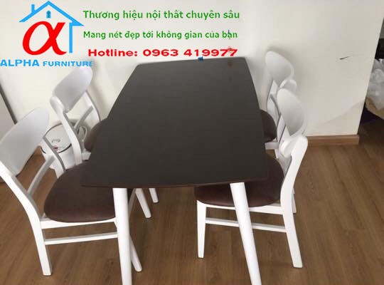 Bàn ăn 012